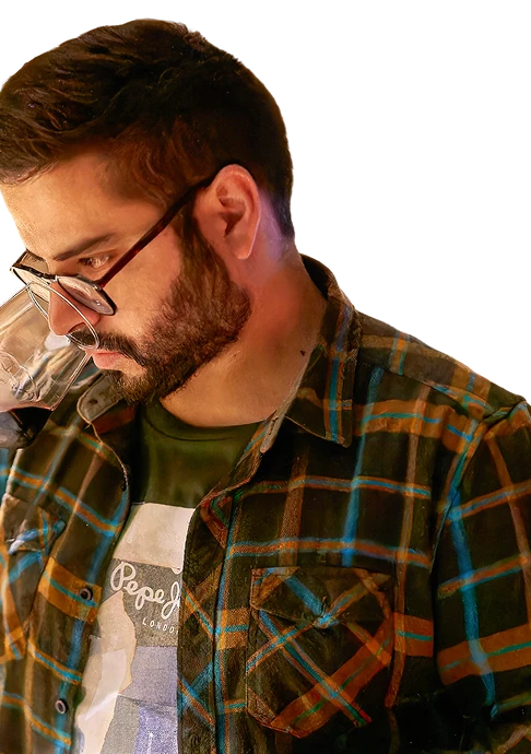 Camilo Chávez en experiencia de cata de vinos